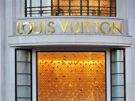 louis vuitton spain.